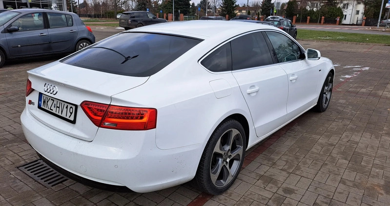 Audi A5 cena 59500 przebieg: 405000, rok produkcji 2013 z Łomianki małe 79